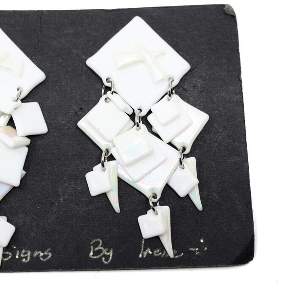 Vintage 1980s Shiny White Dangle Earrings on Card New/Old Store Stock - Hey Viv - Picture 2 of 5